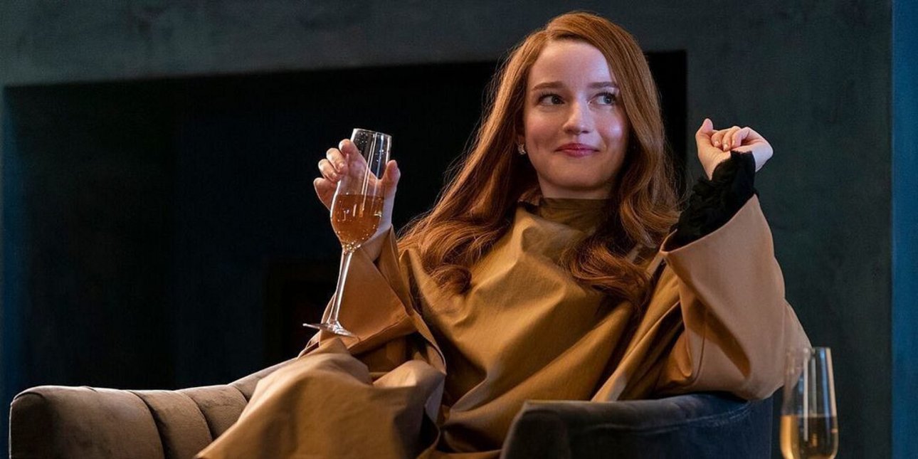 Anna Delvi in the Netflix series,